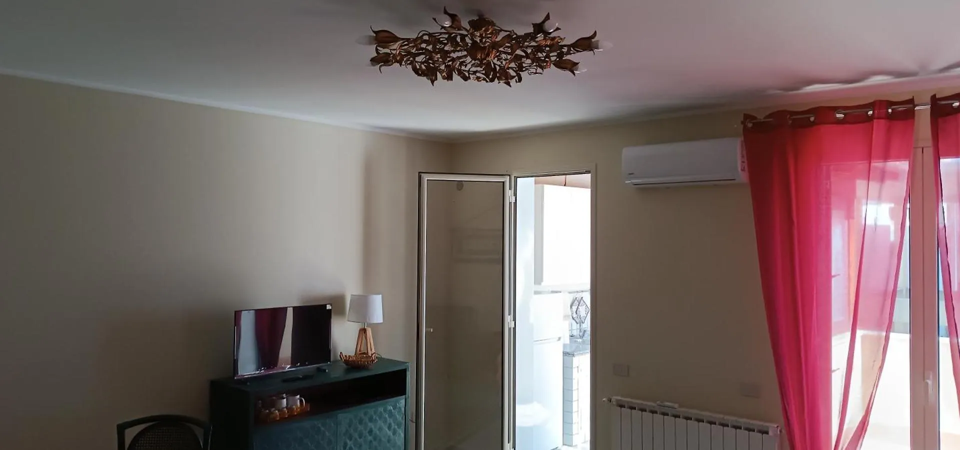Liberty House Porticello Santelia Apartment 0*,  Italy